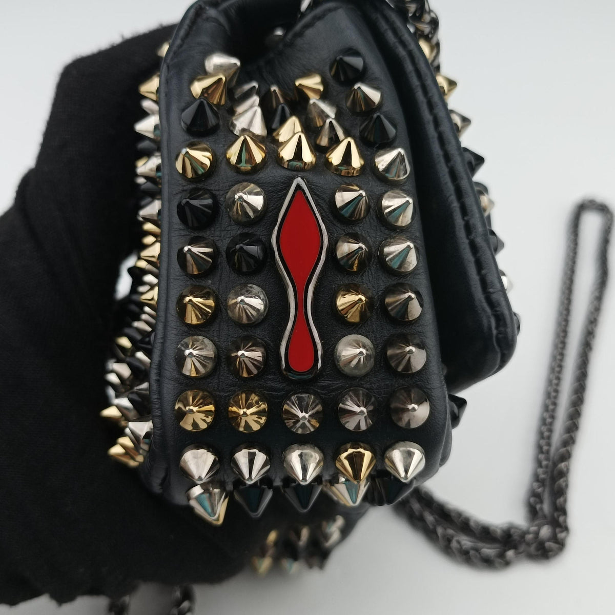 Pre-owned Christian Louboutin Sweet Charity Scarabe Spike Black Leather  shoulderbag | stylenewstar