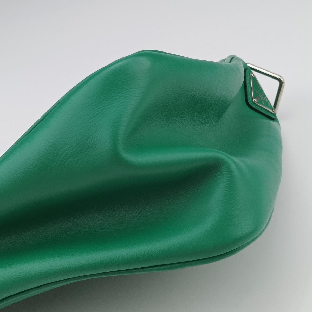 Vintage Prada triangle embossed logo Green Leather 1BH190 shoulderbag | stylenewstar