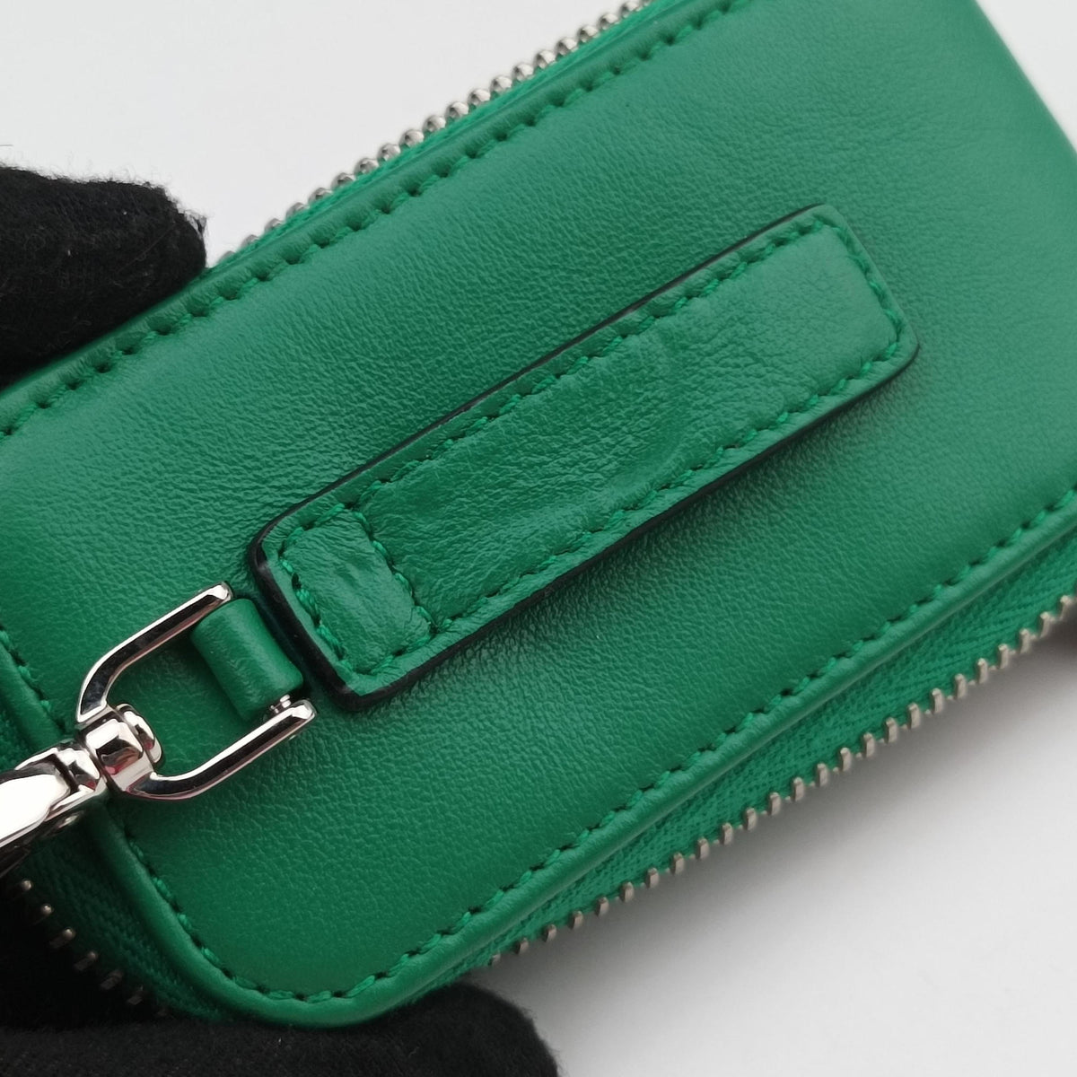Vintage Prada triangle embossed logo Green Leather 1BH190 shoulderbag | stylenewstar