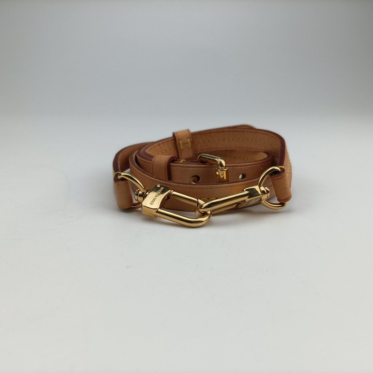 Vintage Louis Vuitton TURENNE MM Brown Monogram Canvas M48814 shoulderbag | stylenewstar