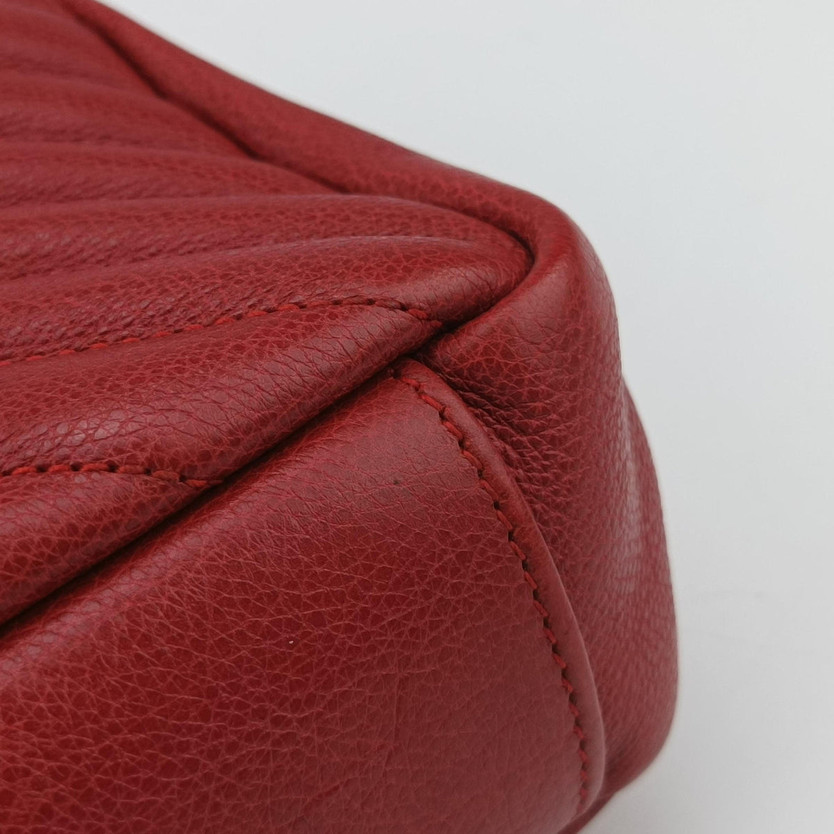Pre-owned Yves Saint Laurent COLLEGE Red Leather 428056 shoulderbag | stylenewstar