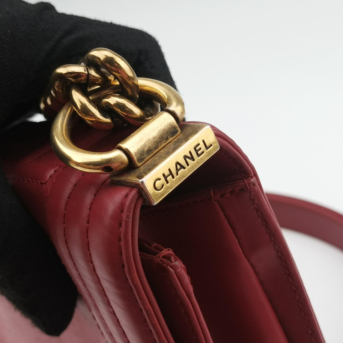 Pre-owned Chanel BOY CHANEL Red Leather A66713 shoulderbag | stylenewstar