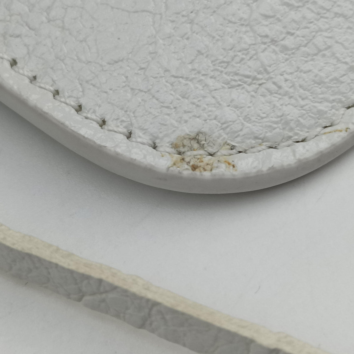 Secondhand Balenciaga Le Cagole White lambskin  shoulderbag | stylenewstar