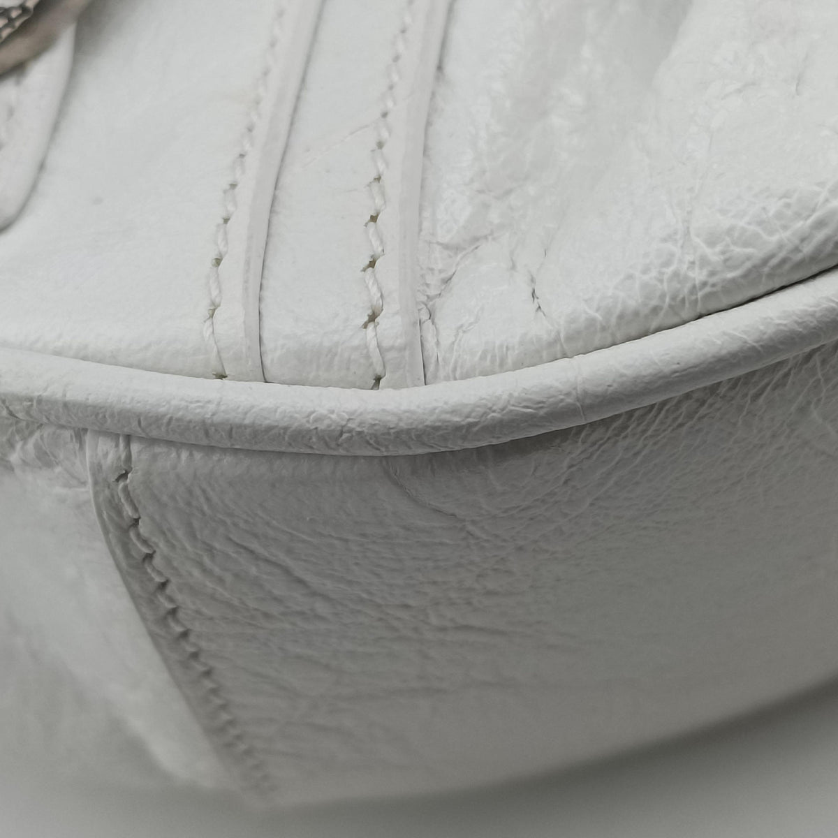 Secondhand Balenciaga Le Cagole White lambskin  shoulderbag | stylenewstar