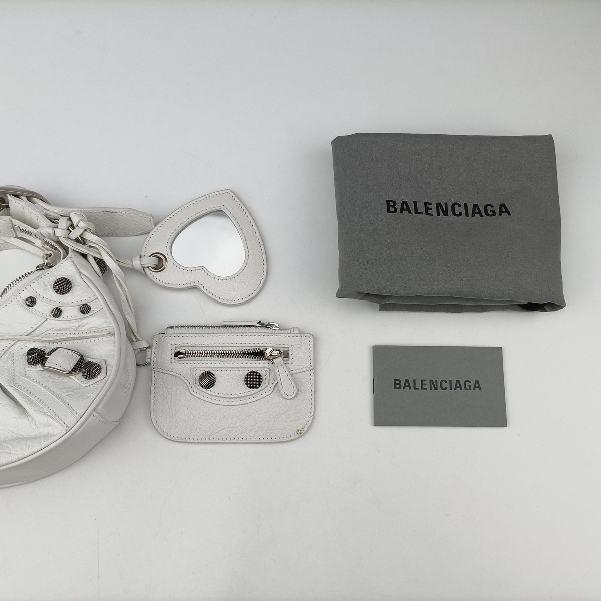 Secondhand Balenciaga Le Cagole White lambskin  shoulderbag | stylenewstar