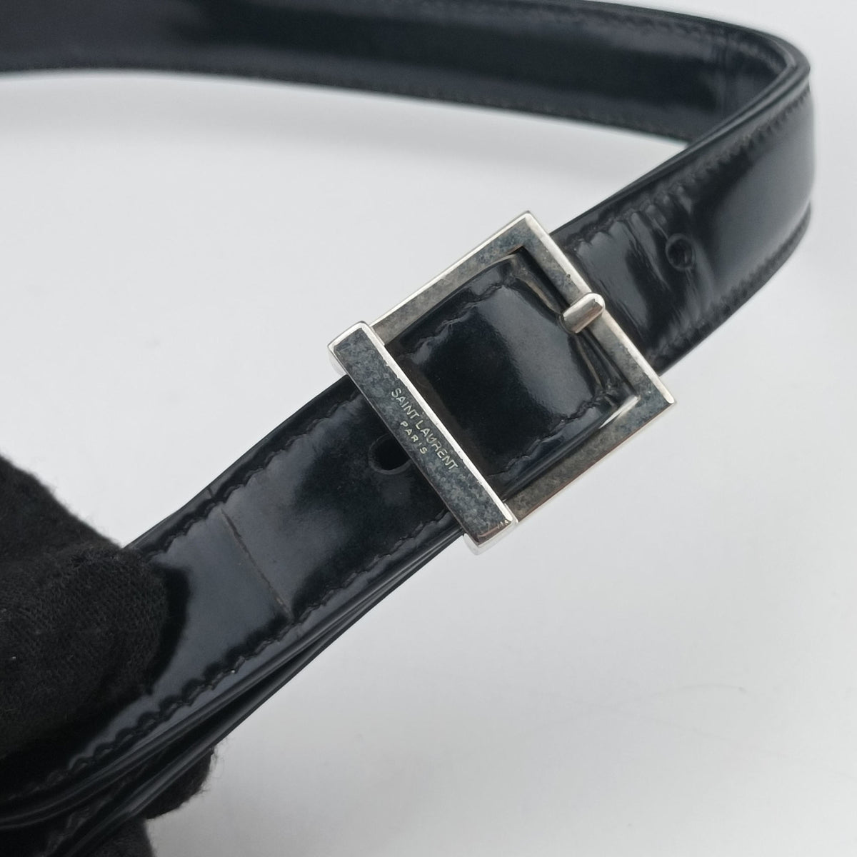 Vintage Yves Saint Laurent LE 5 a 7 Mini Hobo Black Patent 57223 shoulderbag | stylenewstar