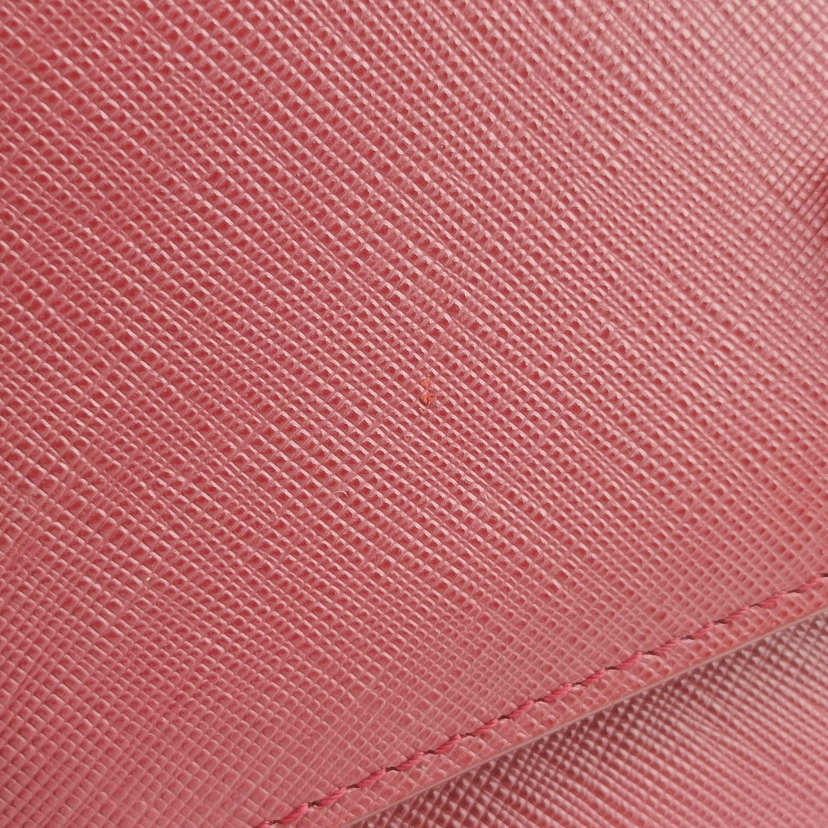 Pre-owned Ferragamo Ginny Red Leather  shoulderbag | stylenewstar