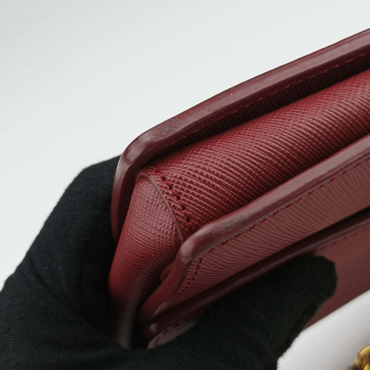 Pre-owned Ferragamo Ginny Red Leather  shoulderbag | stylenewstar