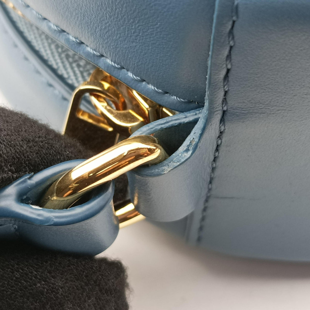 Pre-owned Celine Oval Purse Cuir Triomphe Blue Leather  shoulderbag | stylenewstar
