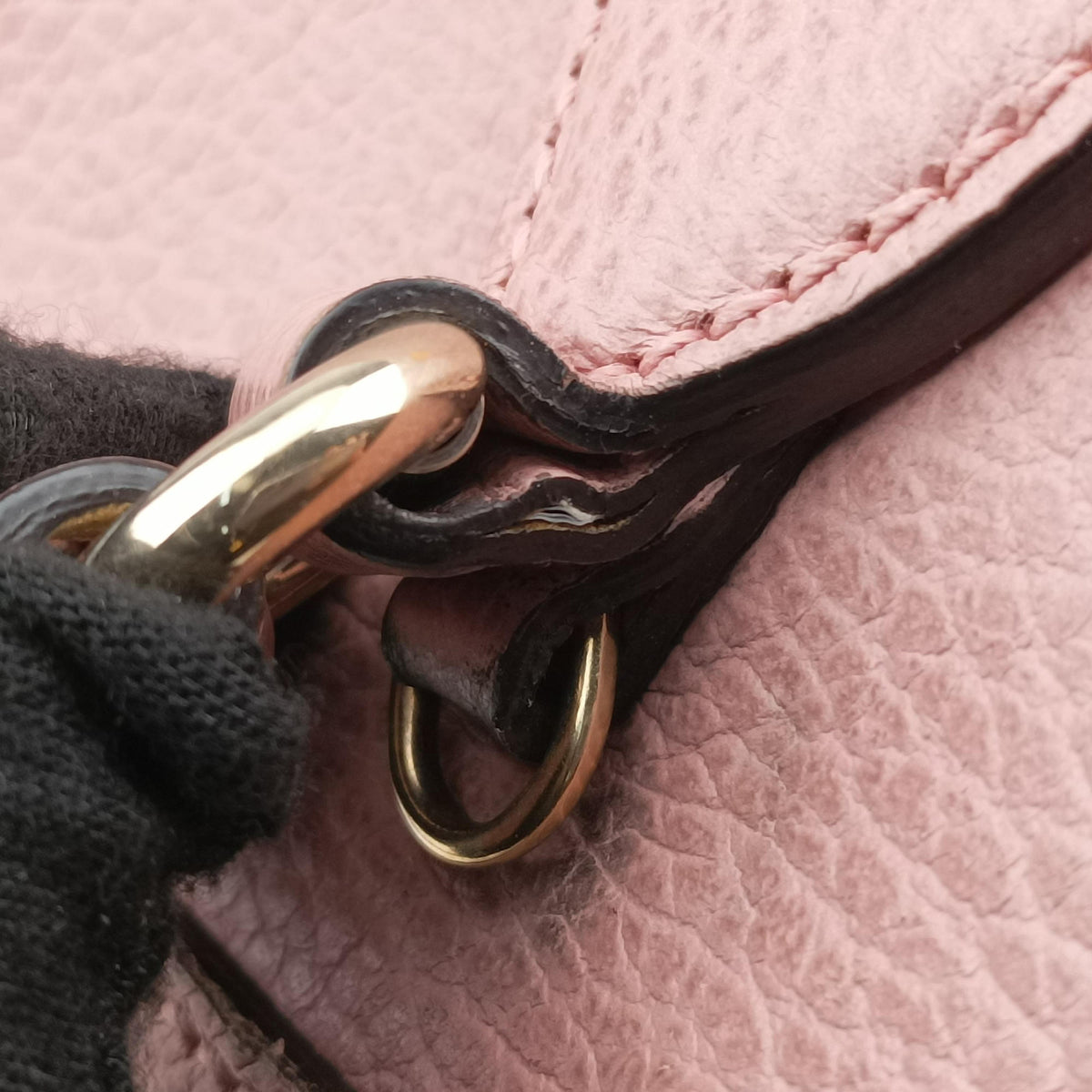Pre-owned Gucci Interlocking G charm Dome Pink Leather 449661 shoulderbag | stylenewstar