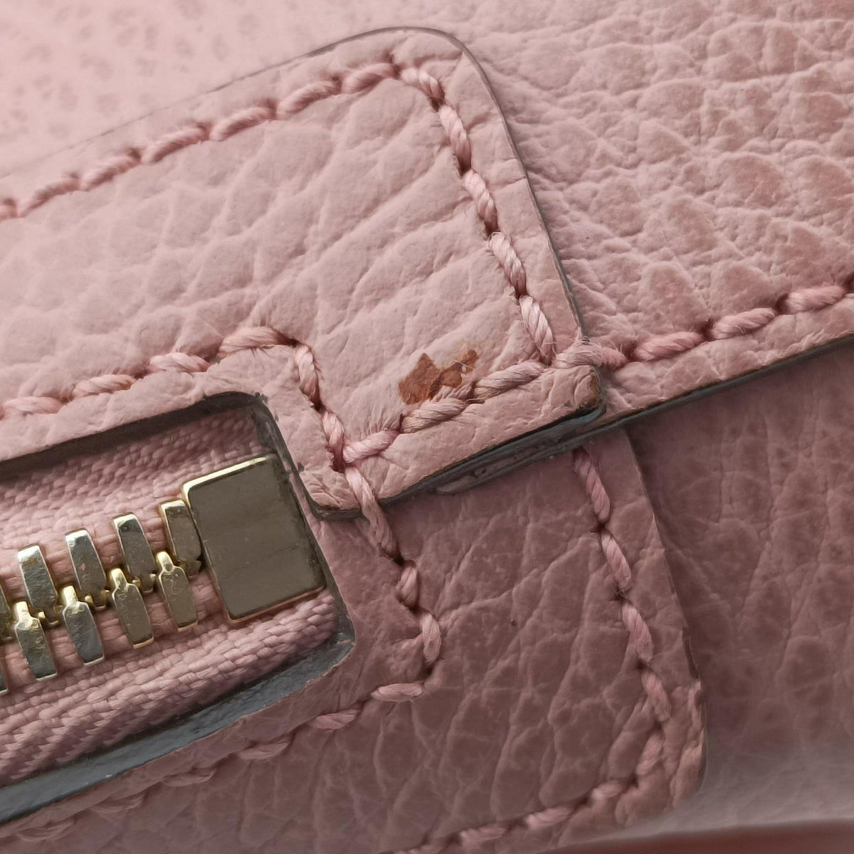 Pre-owned Gucci Interlocking G charm Dome Pink Leather 449661 shoulderbag | stylenewstar