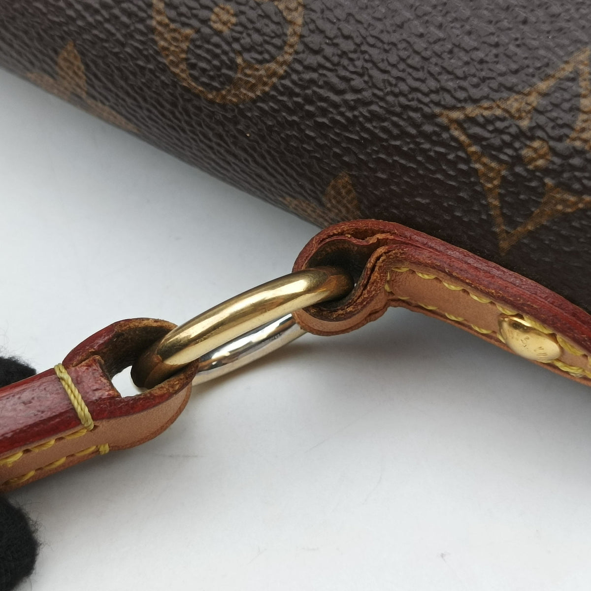Pre-owned Louis Vuitton Cluny BB Brown Monogram Canvas M42738 shoulderbag | stylenewstar