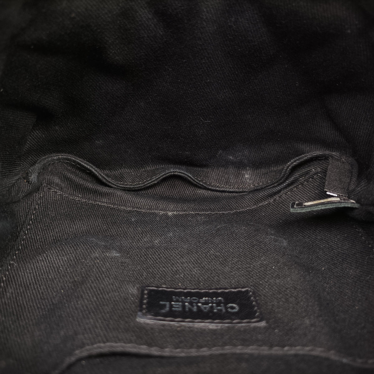 Pre-owned Chanel Uniform Black Leather  bum bag/waist bag | stylenewstar