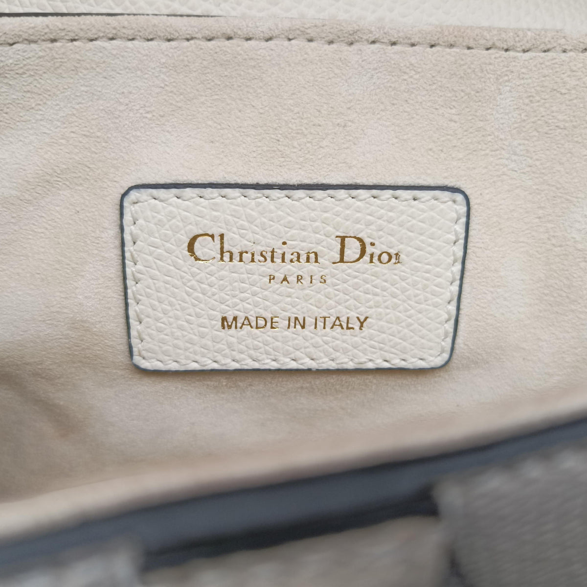 Pre-owned Christian Dior Saddle White Leather  handbag | stylenewstar