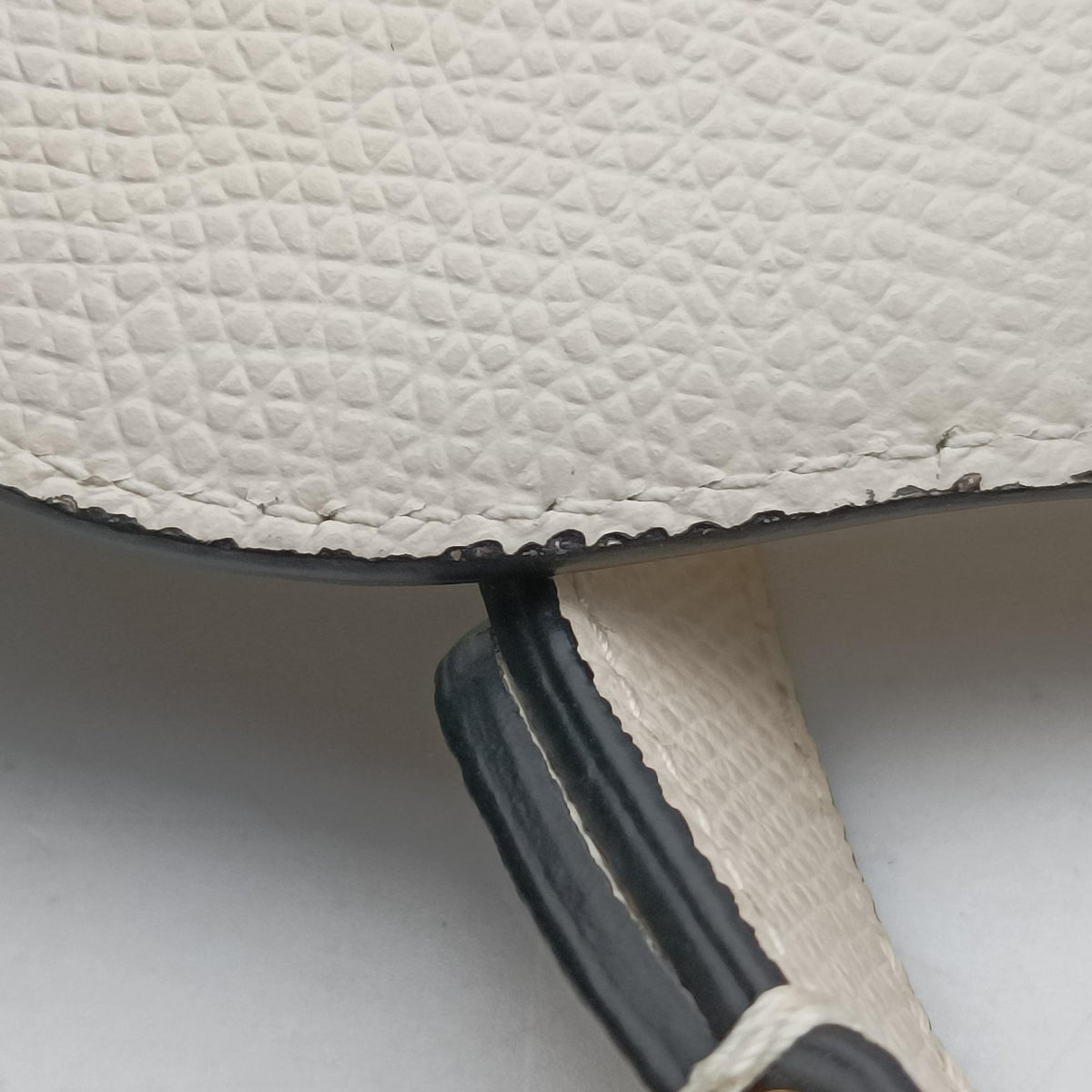 Pre-owned Christian Dior Saddle White Leather  handbag | stylenewstar