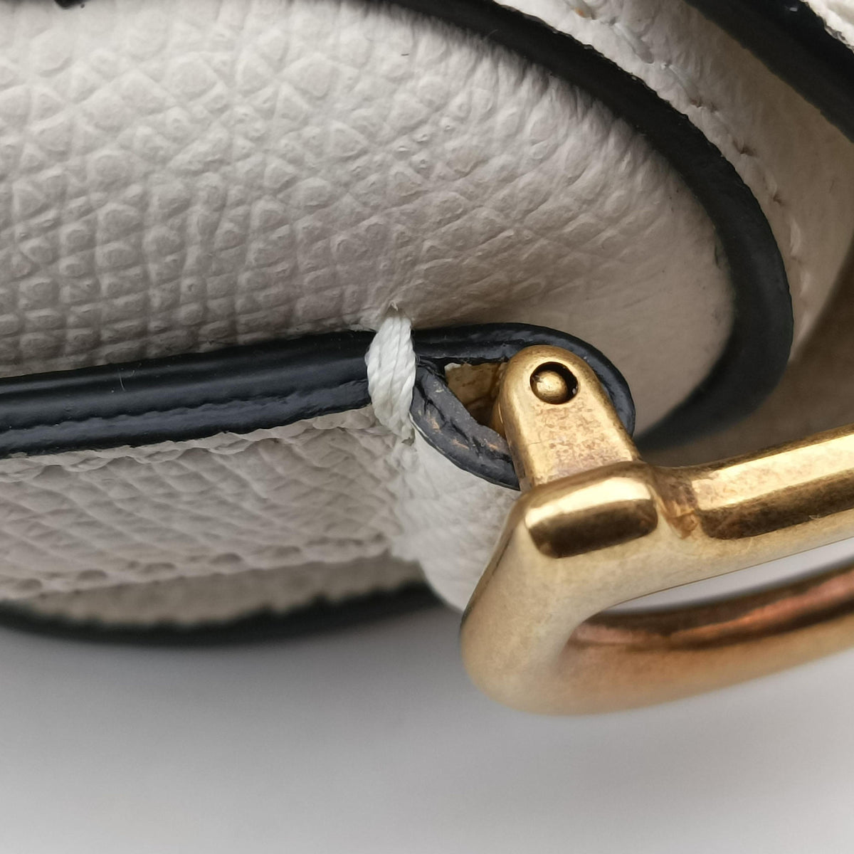 Pre-owned Christian Dior Saddle White Leather  handbag | stylenewstar