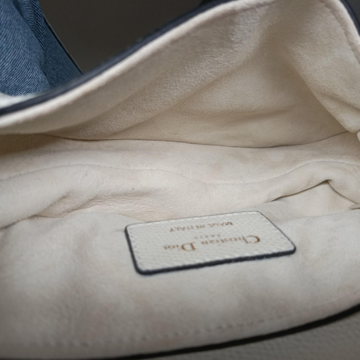 Pre-owned Christian Dior Saddle White Leather  handbag | stylenewstar