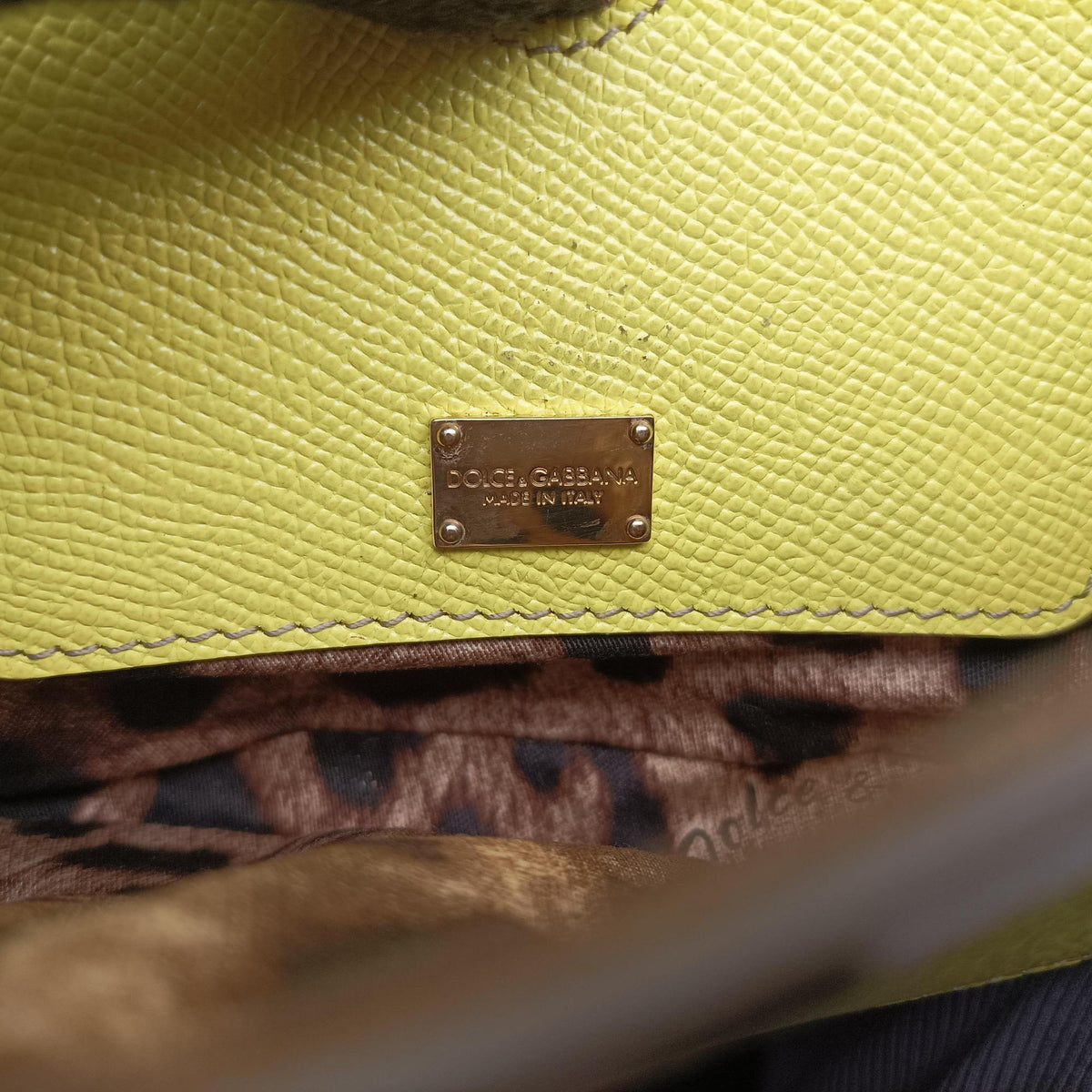 Pre-owned Dolce & Gabbana SICILY Yellow Leather  shoulderbag | stylenewstar