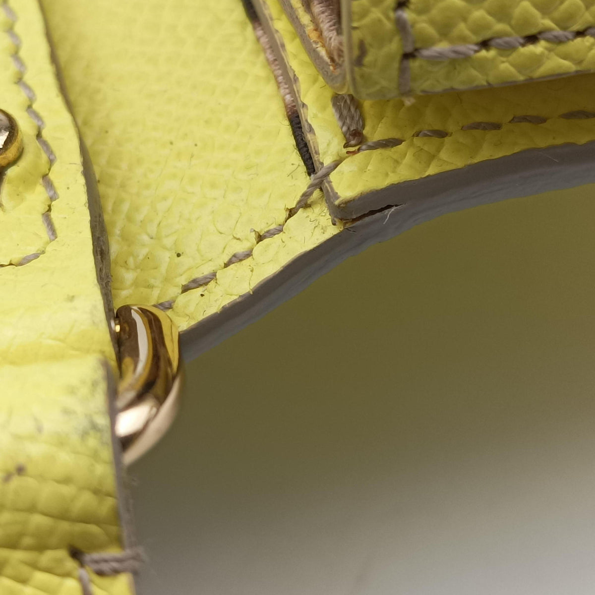 Pre-owned Dolce & Gabbana SICILY Yellow Leather  shoulderbag | stylenewstar