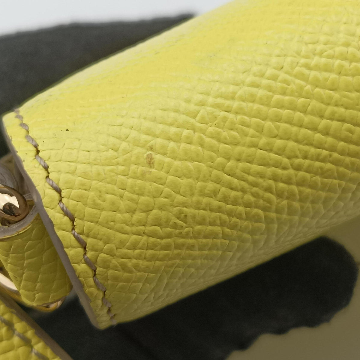 Pre-owned Dolce & Gabbana SICILY Yellow Leather  shoulderbag | stylenewstar