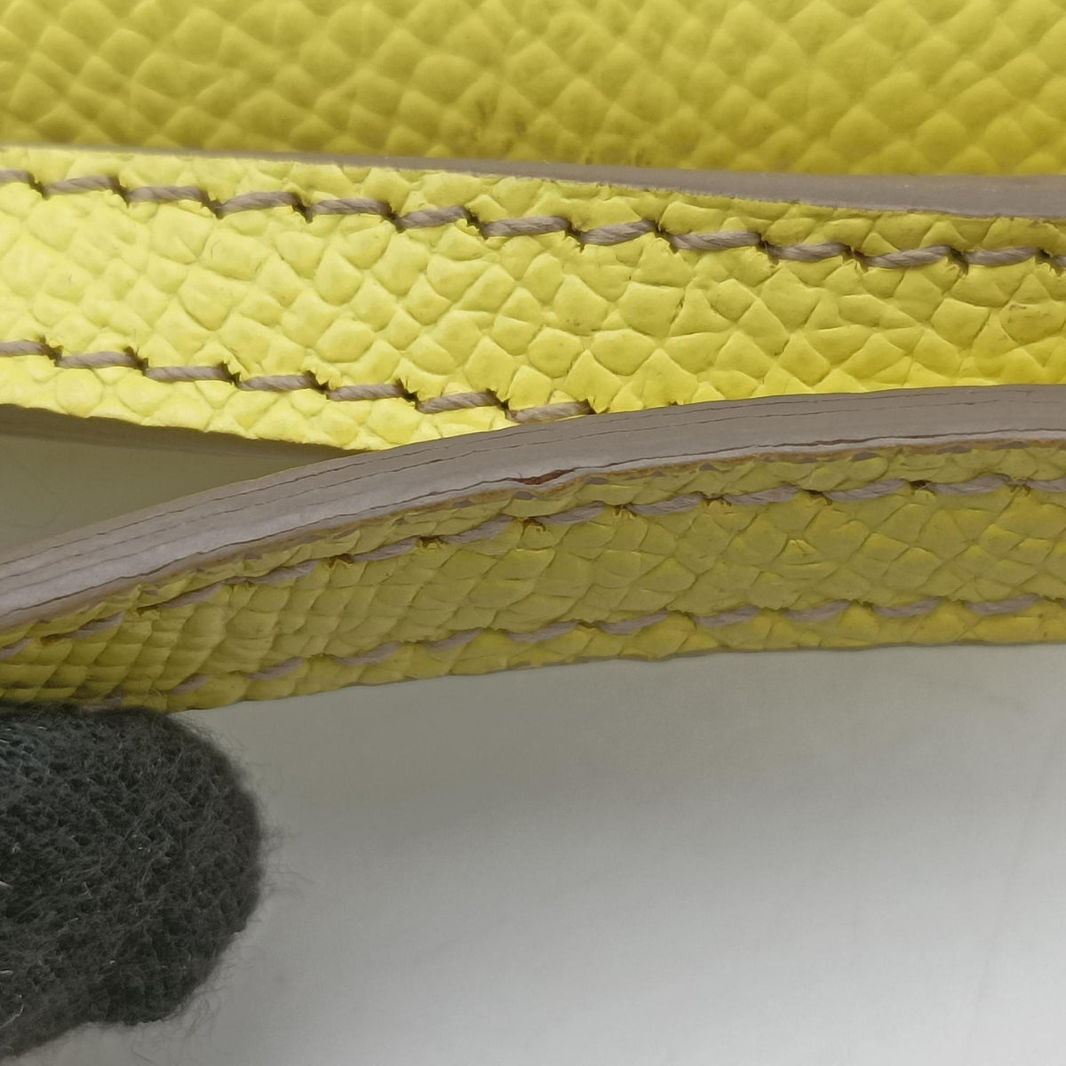 Pre-owned Dolce & Gabbana SICILY Yellow Leather  shoulderbag | stylenewstar
