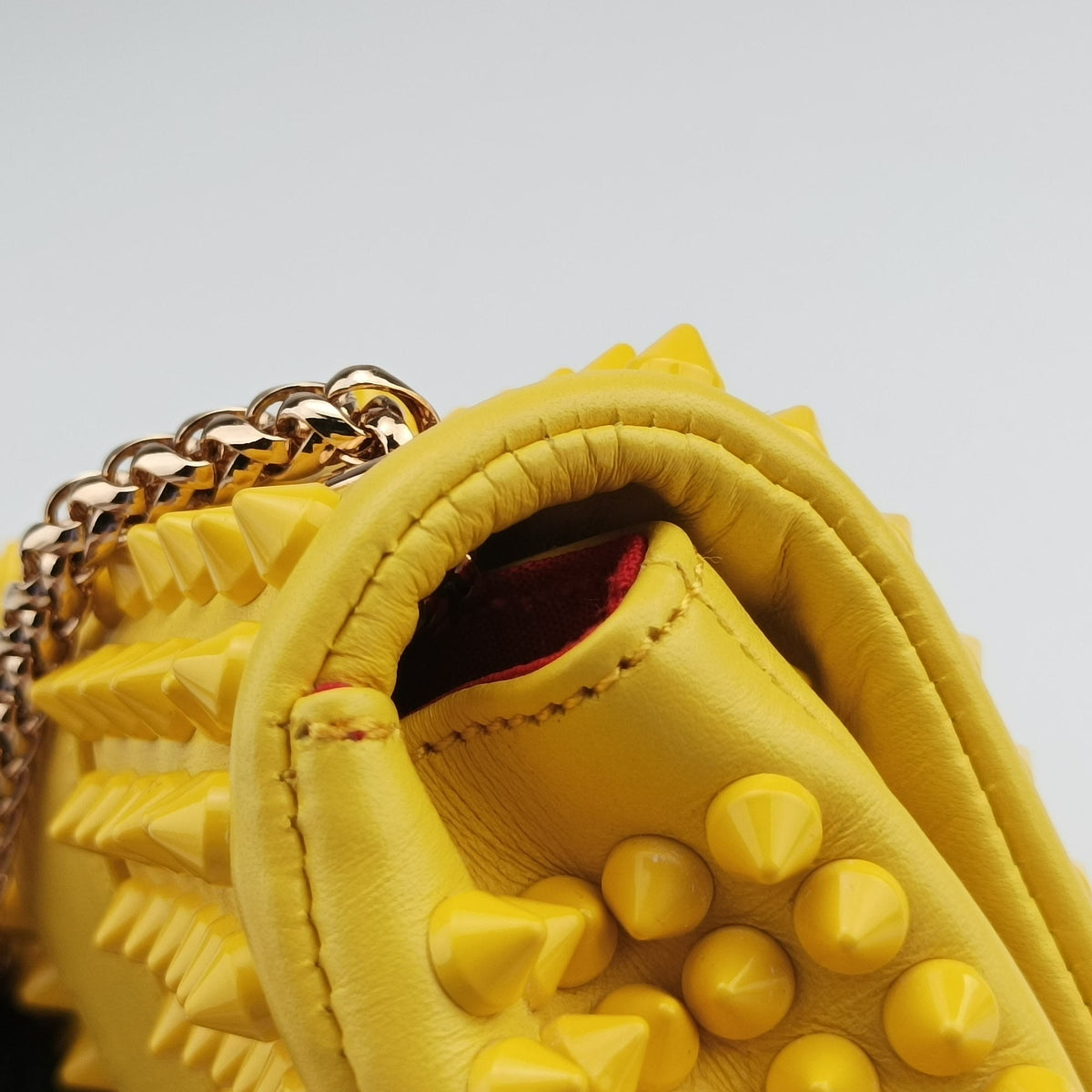 Pre-owned Christian Louboutin Sweet Charity Scarabe Spike Yellow Leather  shoulderbag | stylenewstar