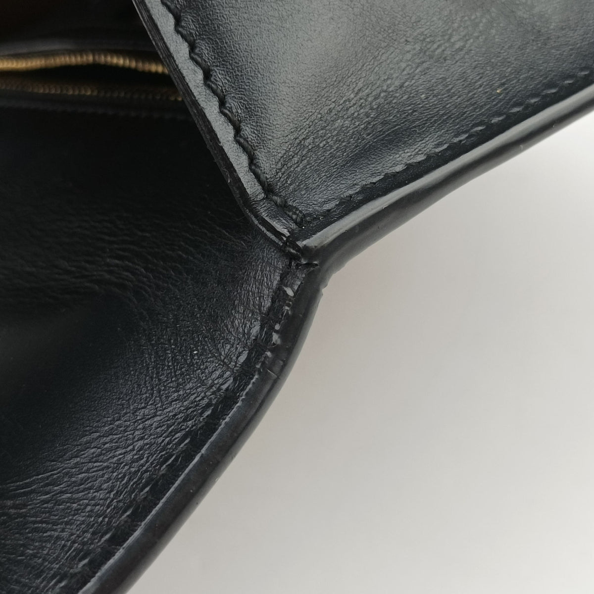 Pre-owned Gucci Sylvie Black Leather 421882 shoulderbag | stylenewstar