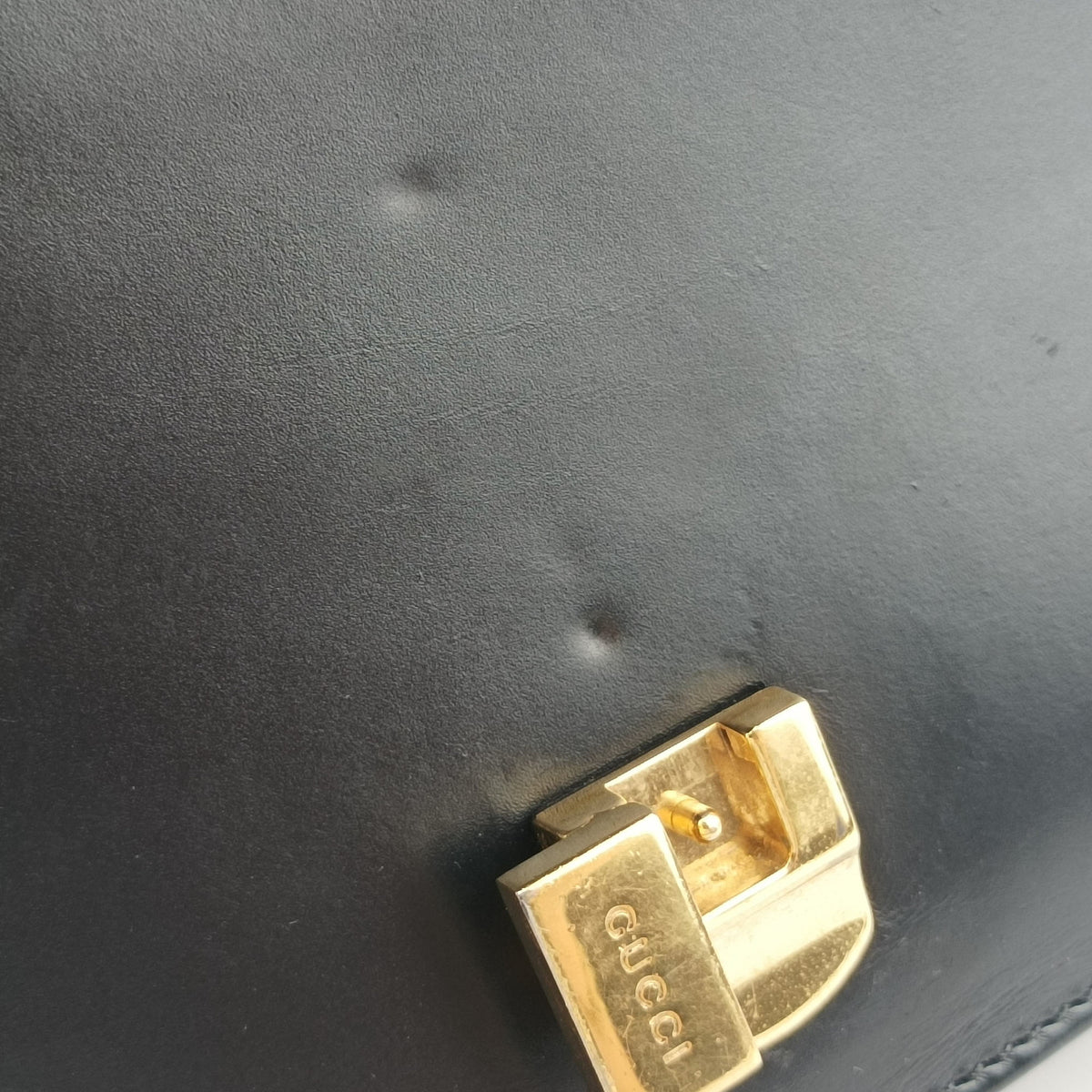 Pre-owned Gucci Sylvie Black Leather 421882 shoulderbag | stylenewstar