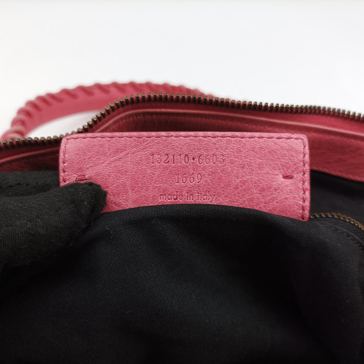 Pre-owned Balenciaga The Work Pink lambskin 132110 shoulderbag | stylenewstar