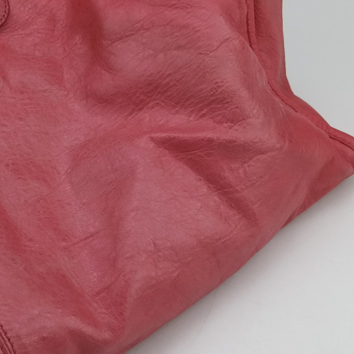 Pre-owned Balenciaga The Work Pink lambskin 132110 shoulderbag | stylenewstar