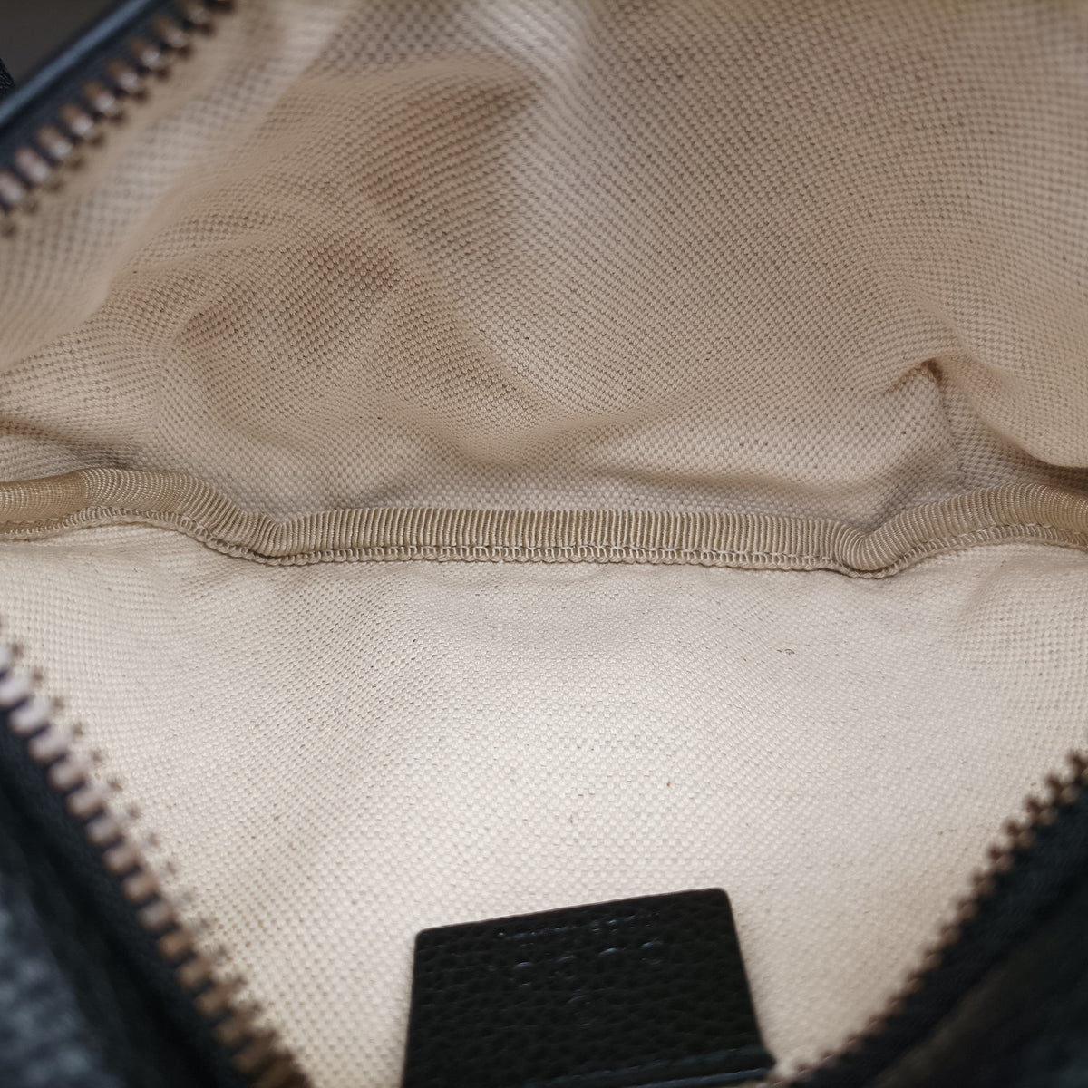 Vintage Gucci Print Black Leather 527792 bum bag/waist bag | stylenewstar