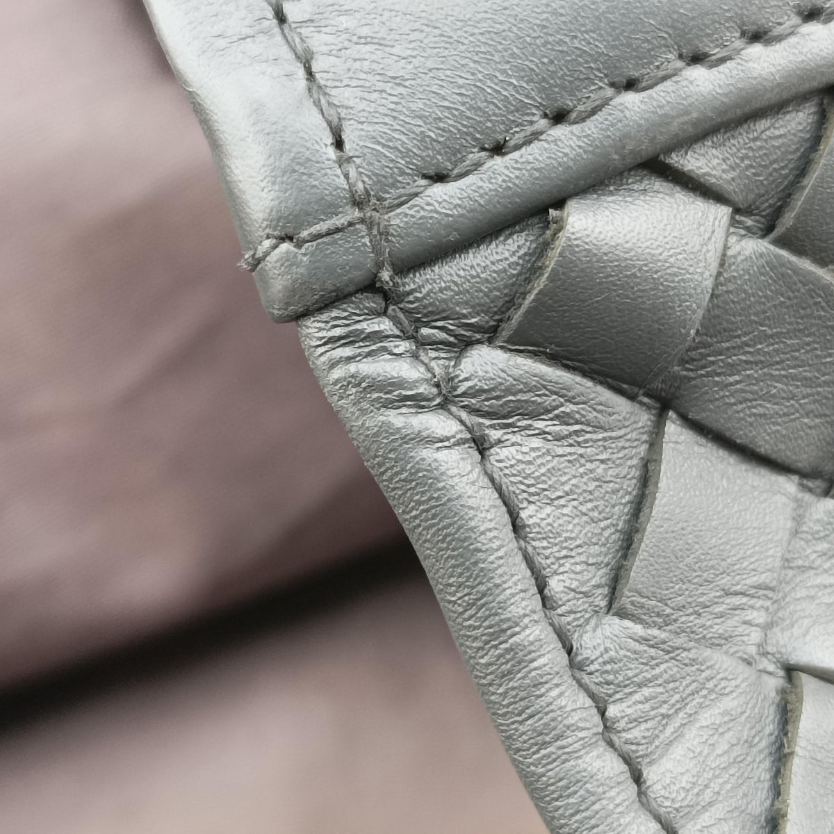 Secondhand Bottega Veneta Intrecciato Shopper Acatl Grey lambskin  handbag | stylenewstar