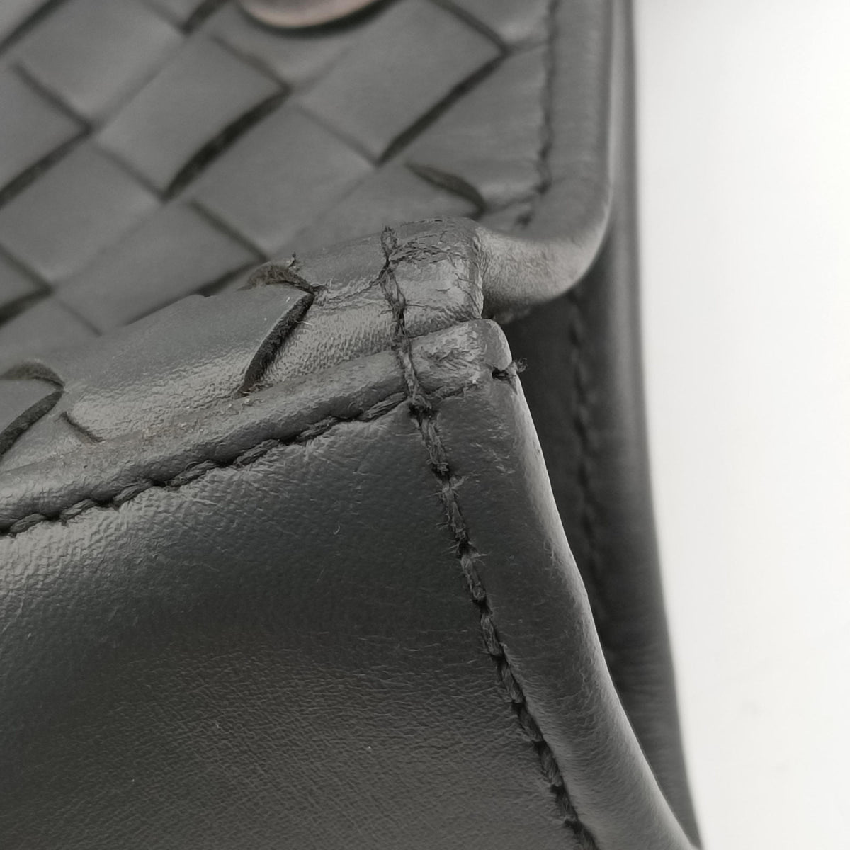 Secondhand Bottega Veneta Intrecciato Shopper Acatl Grey lambskin  handbag | stylenewstar