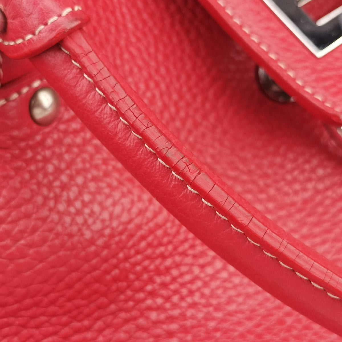 Pre-owned Ferragamo Sofia Red Leather  handbag | stylenewstar