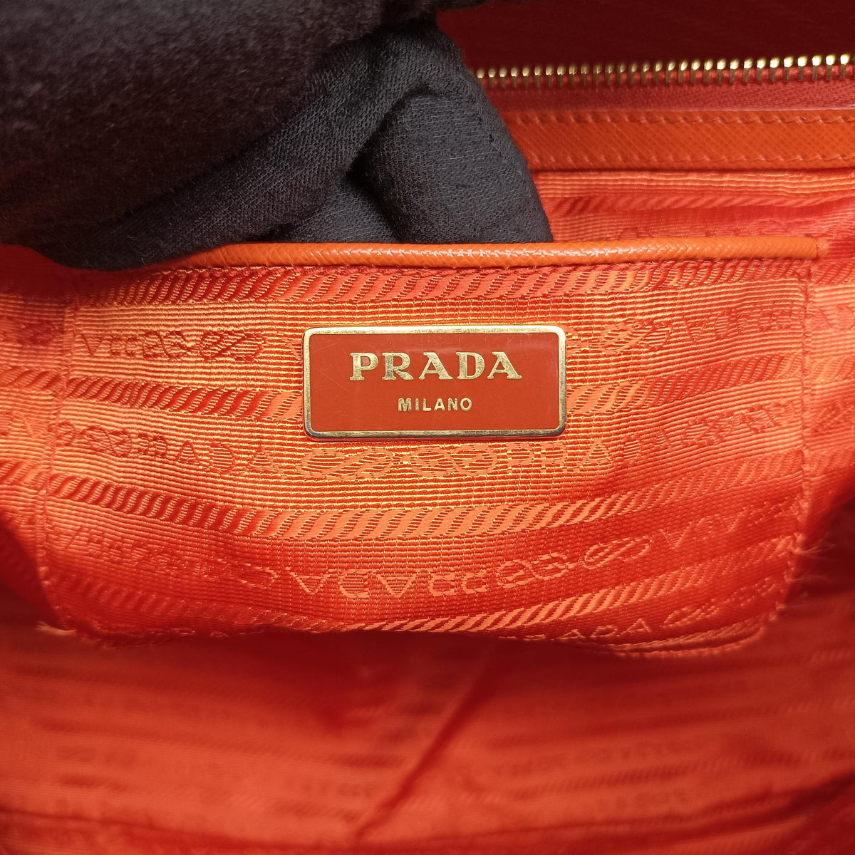 Secondhand Prada Galleria Orange SAFFIANO Leather BN1844 handbag | stylenewstar