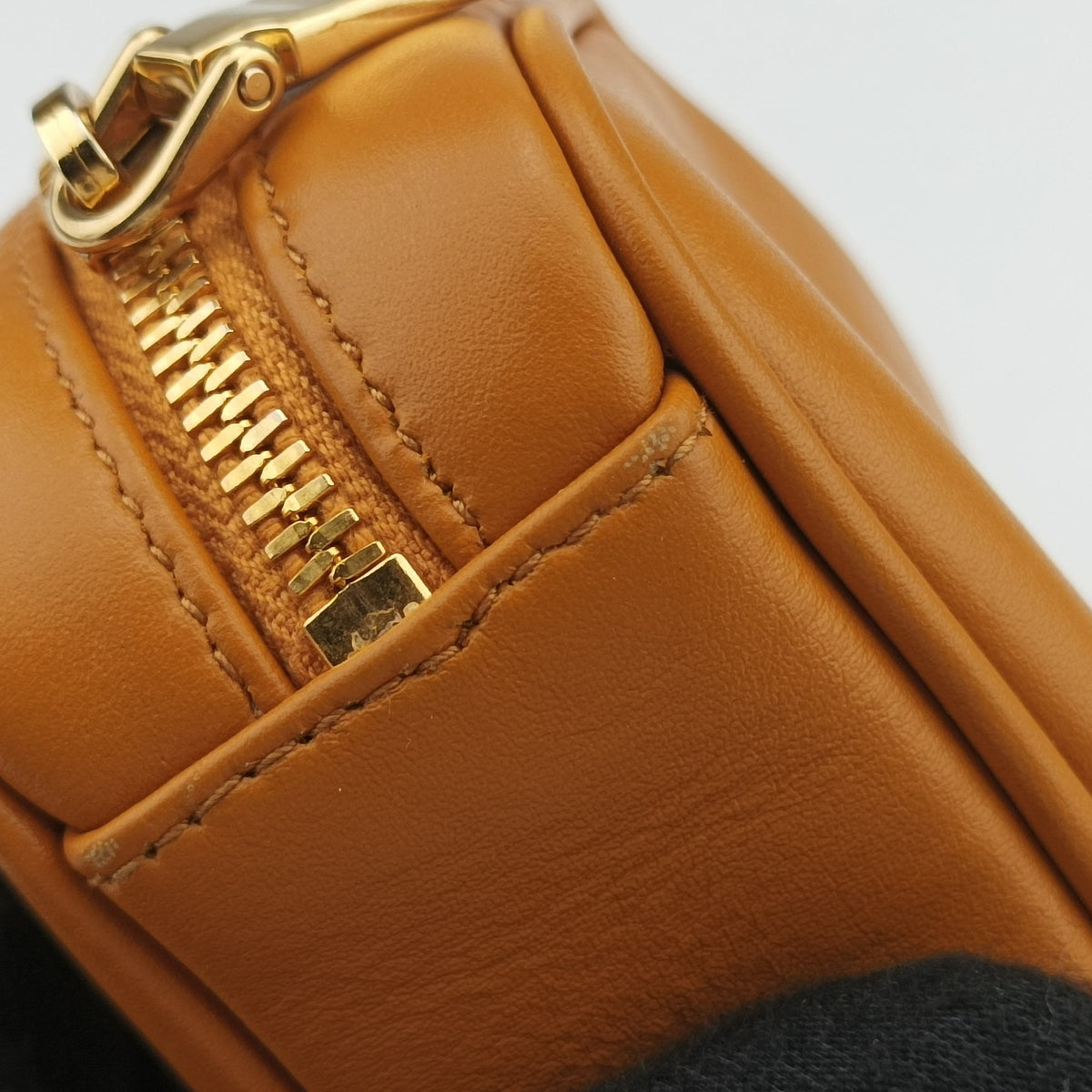 Pre-owned Miu Miu Beau Micro Yellow Leather  shoulderbag | stylenewstar