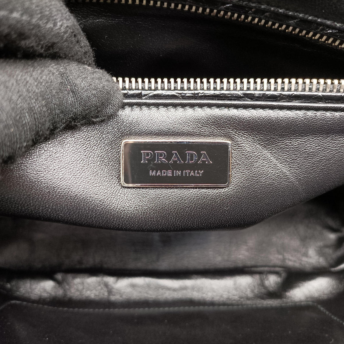 Vintage Prada Galleria White×Green×Black Leather  shoulderbag | stylenewstar