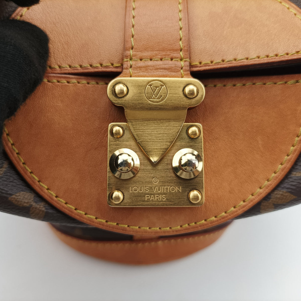 Pre-owned Louis Vuitton DUFFLE brown Monogram Canvas M43587 shoulderbag | stylenewstar