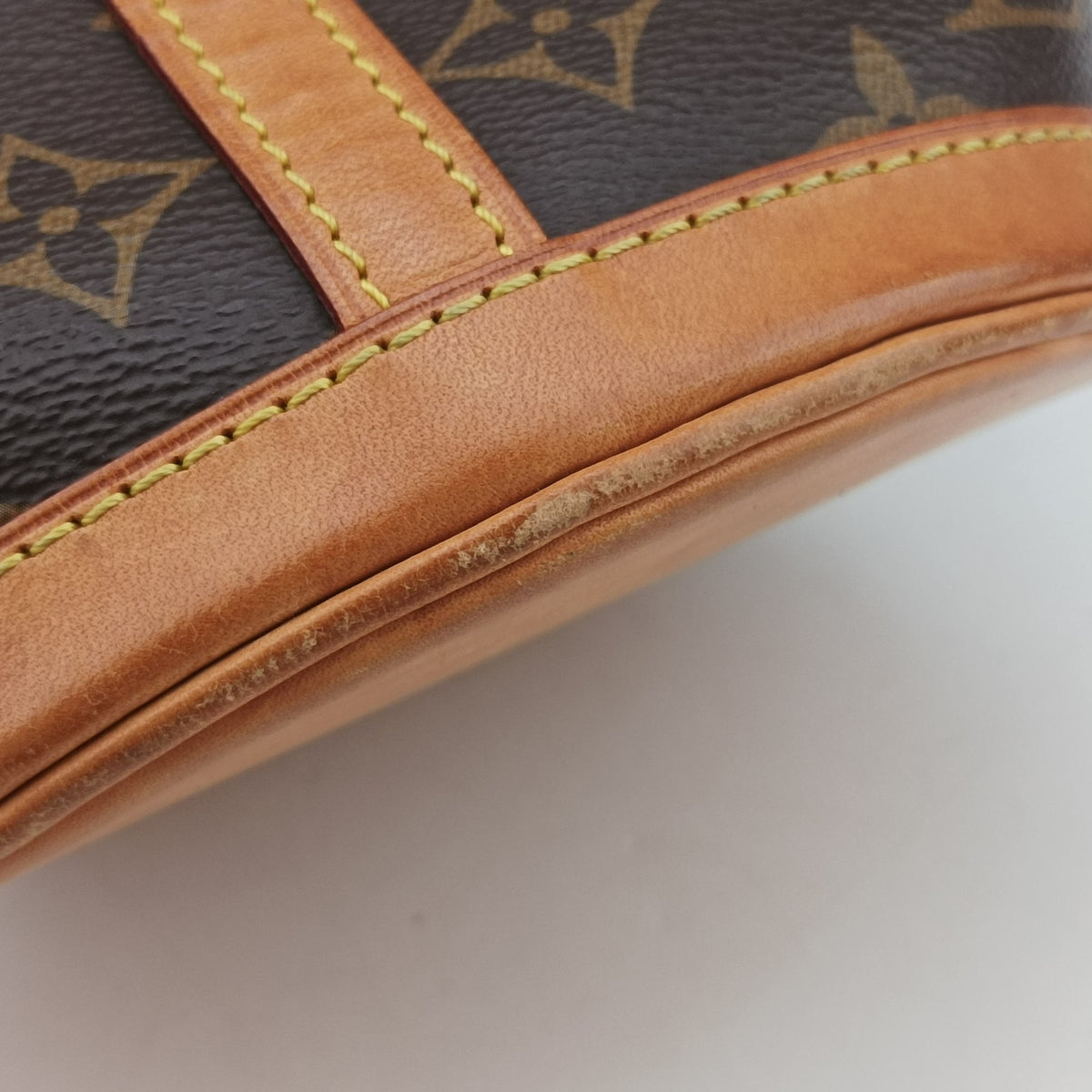 Pre-owned Louis Vuitton DUFFLE brown Monogram Canvas M43587 shoulderbag | stylenewstar