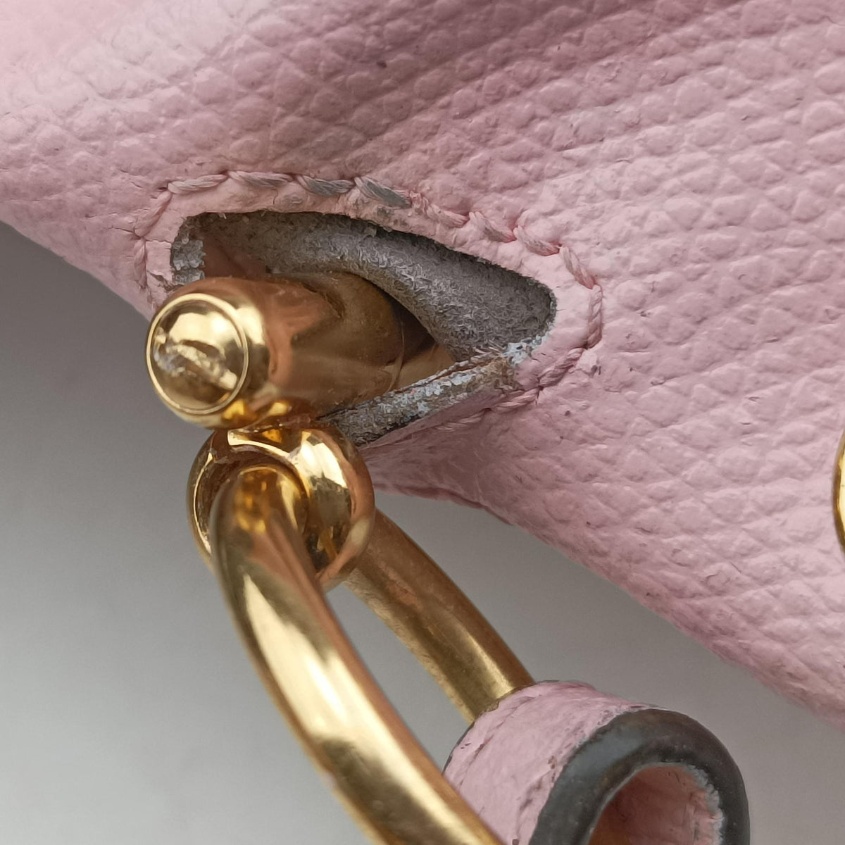 Secondhand Fendi Mon Tresor Mini Bucket Pink Leather 8BS010 shoulderbag | stylenewstar