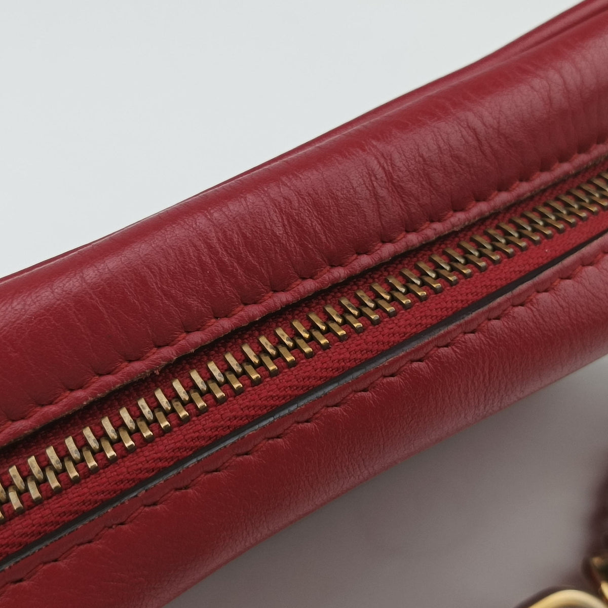 Pre-owned Gucci GG Marmont Red Leather 448065 shoulderbag | stylenewstar