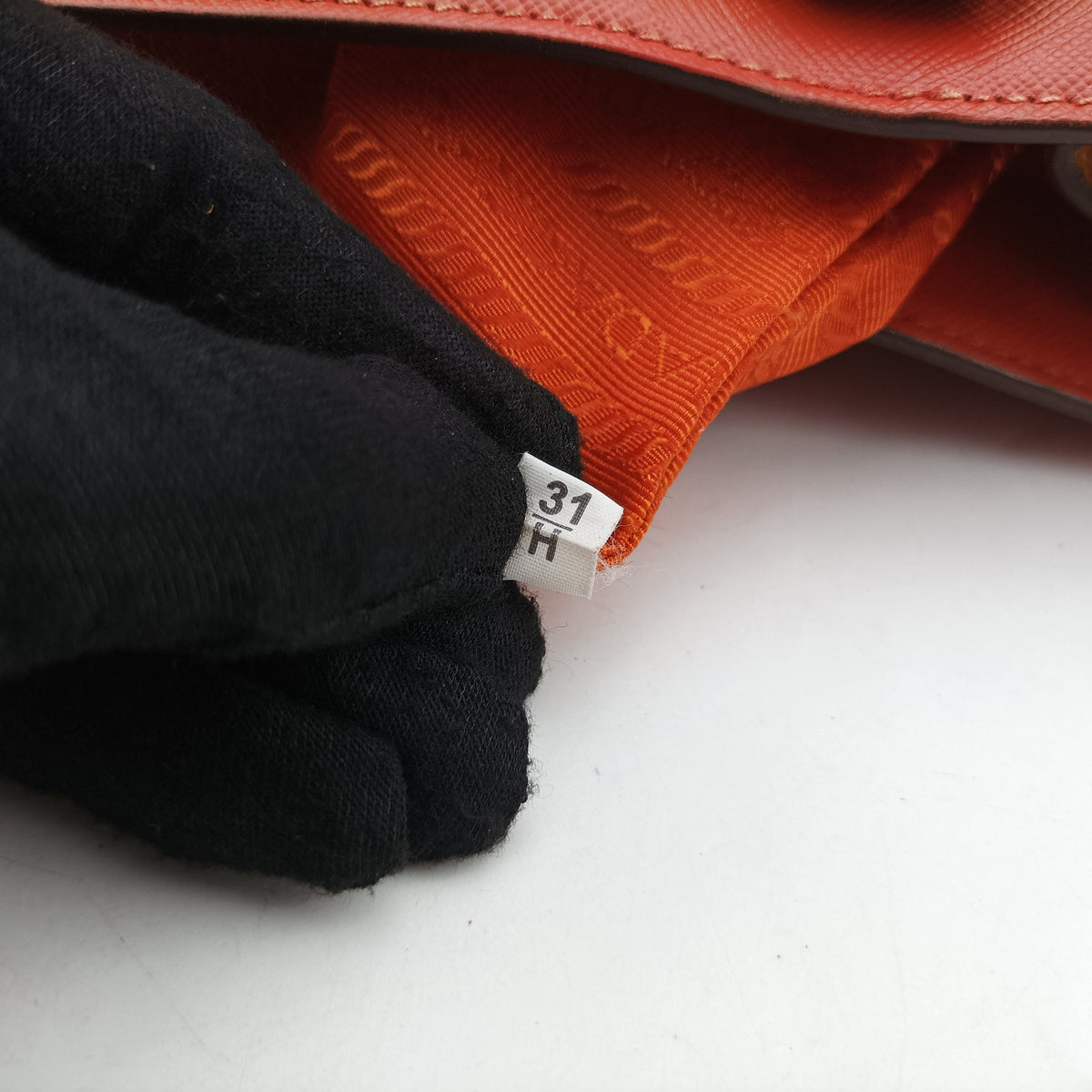 Pre-owned Prada Triangle logo Orange x Yellow Saffiano leather  handbag | stylenewstar