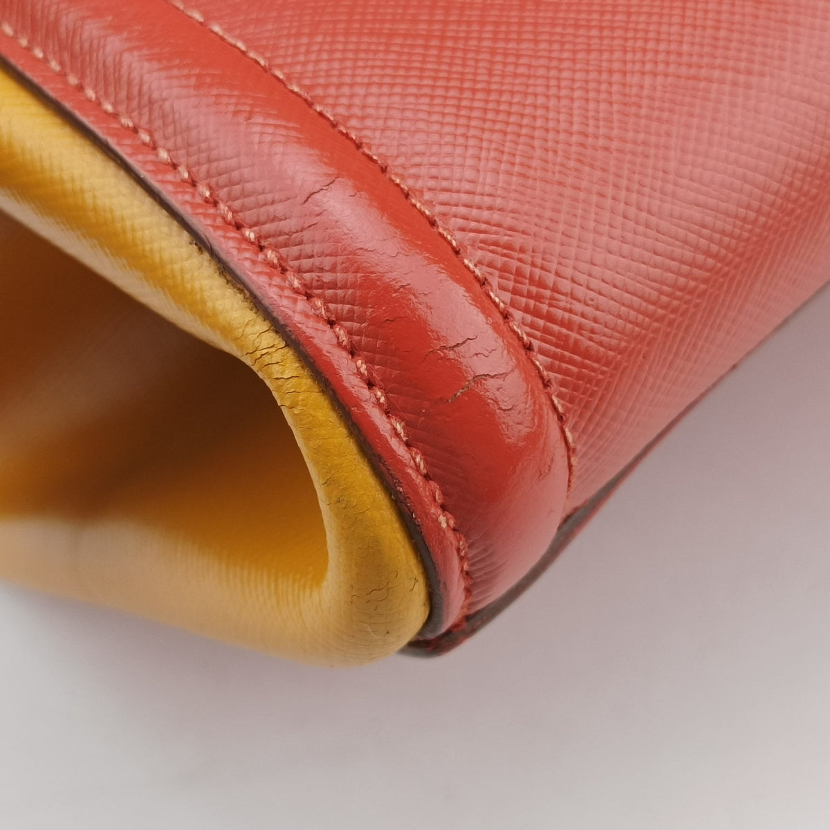 Pre-owned Prada Triangle logo Orange x Yellow Saffiano leather  handbag | stylenewstar