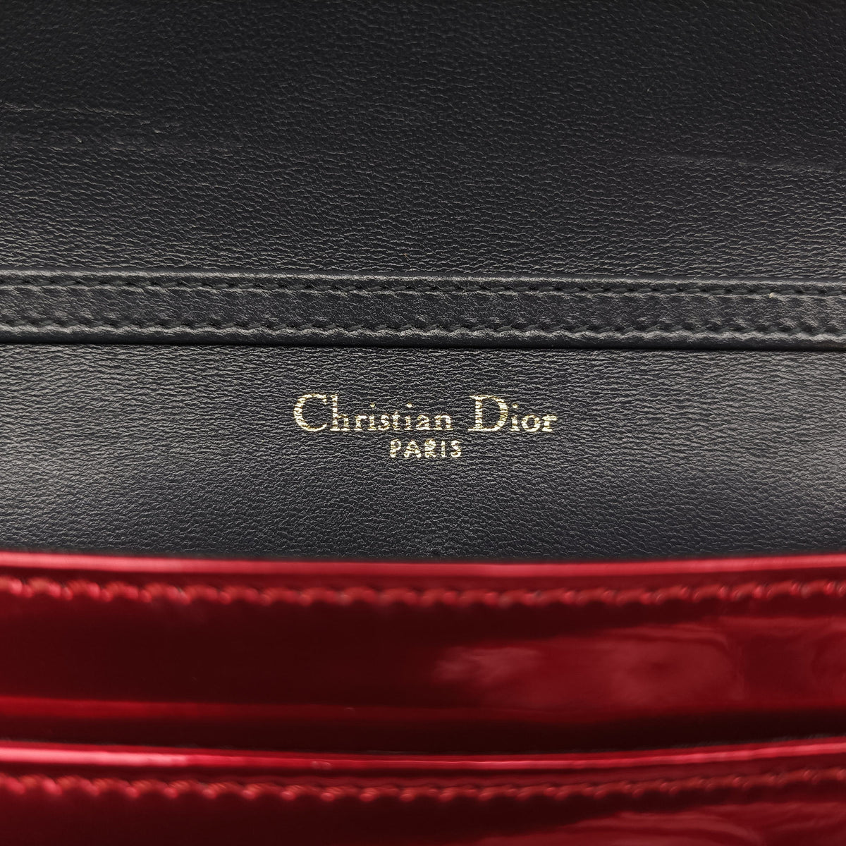 Pre-owned Christian Dior DIORAMA Red Enamel  shoulderbag | stylenewstar