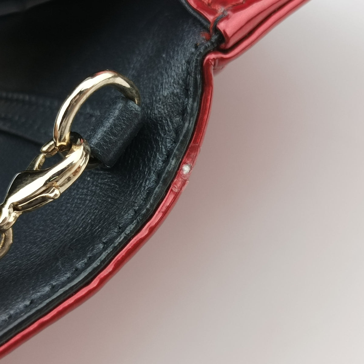 Pre-owned Christian Dior DIORAMA Red Enamel  shoulderbag | stylenewstar