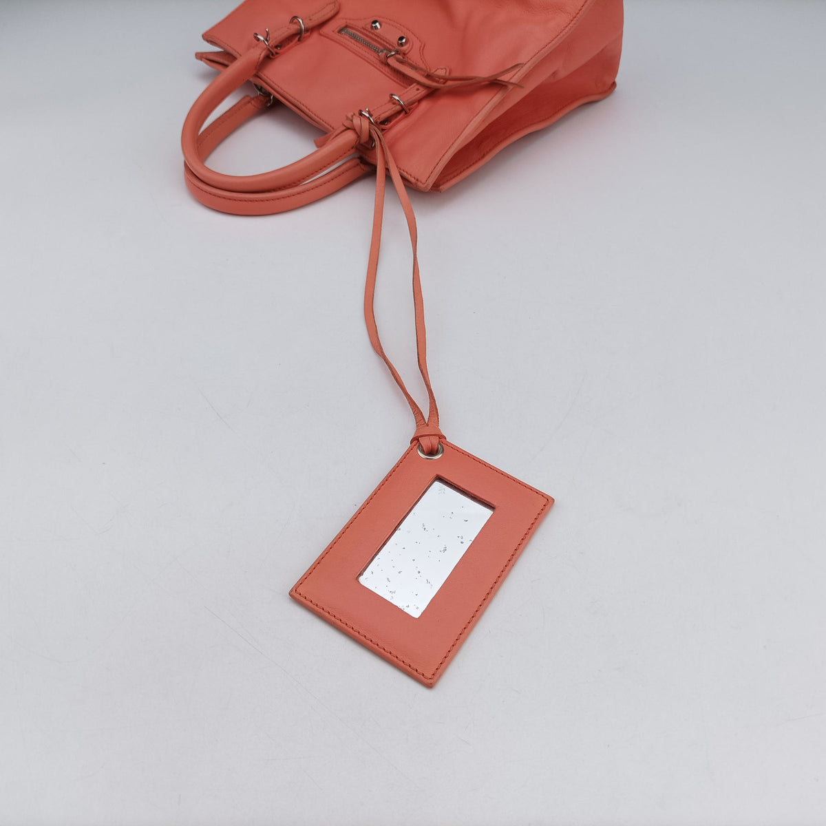 Pre-owned Balenciaga Papier A4 Orange Leather 370926 shoulderbag | stylenewstar