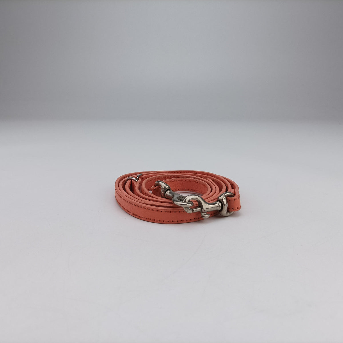 Pre-owned Balenciaga Papier A4 Orange Leather 370926 shoulderbag | stylenewstar