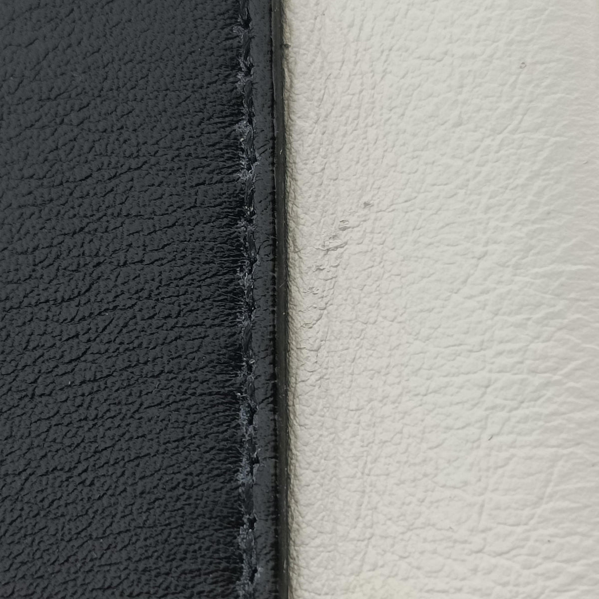 Secondhand Christian Dior Be Dior White Leather  shoulderbag | stylenewstar