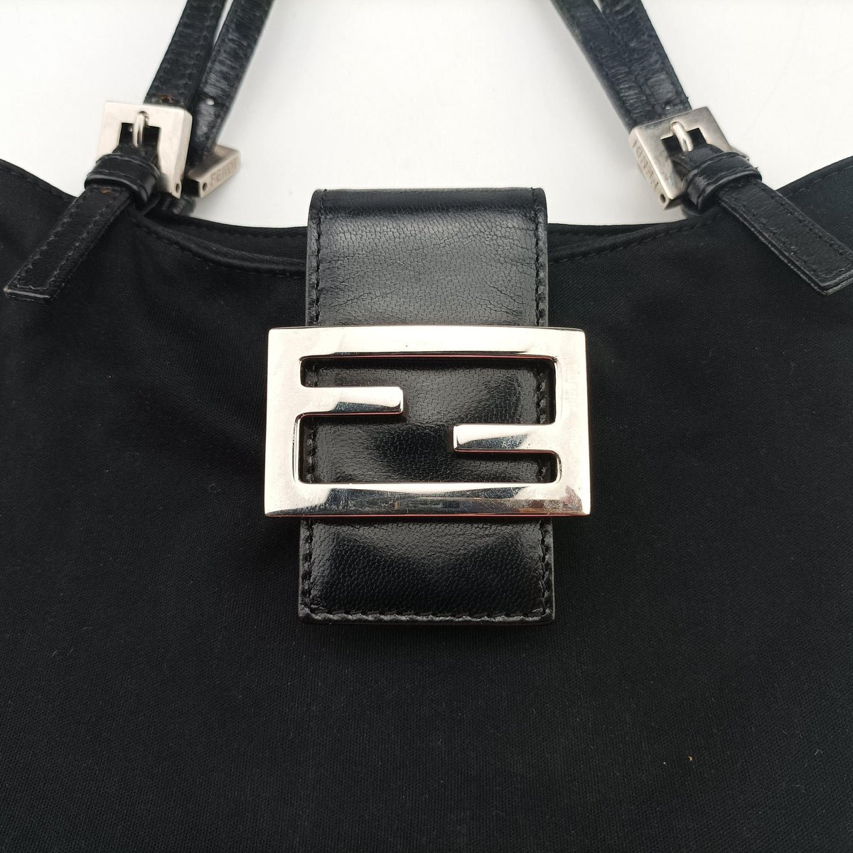 Vintage Fendi croissants Black cloth 26724 shoulderbag | stylenewstar
