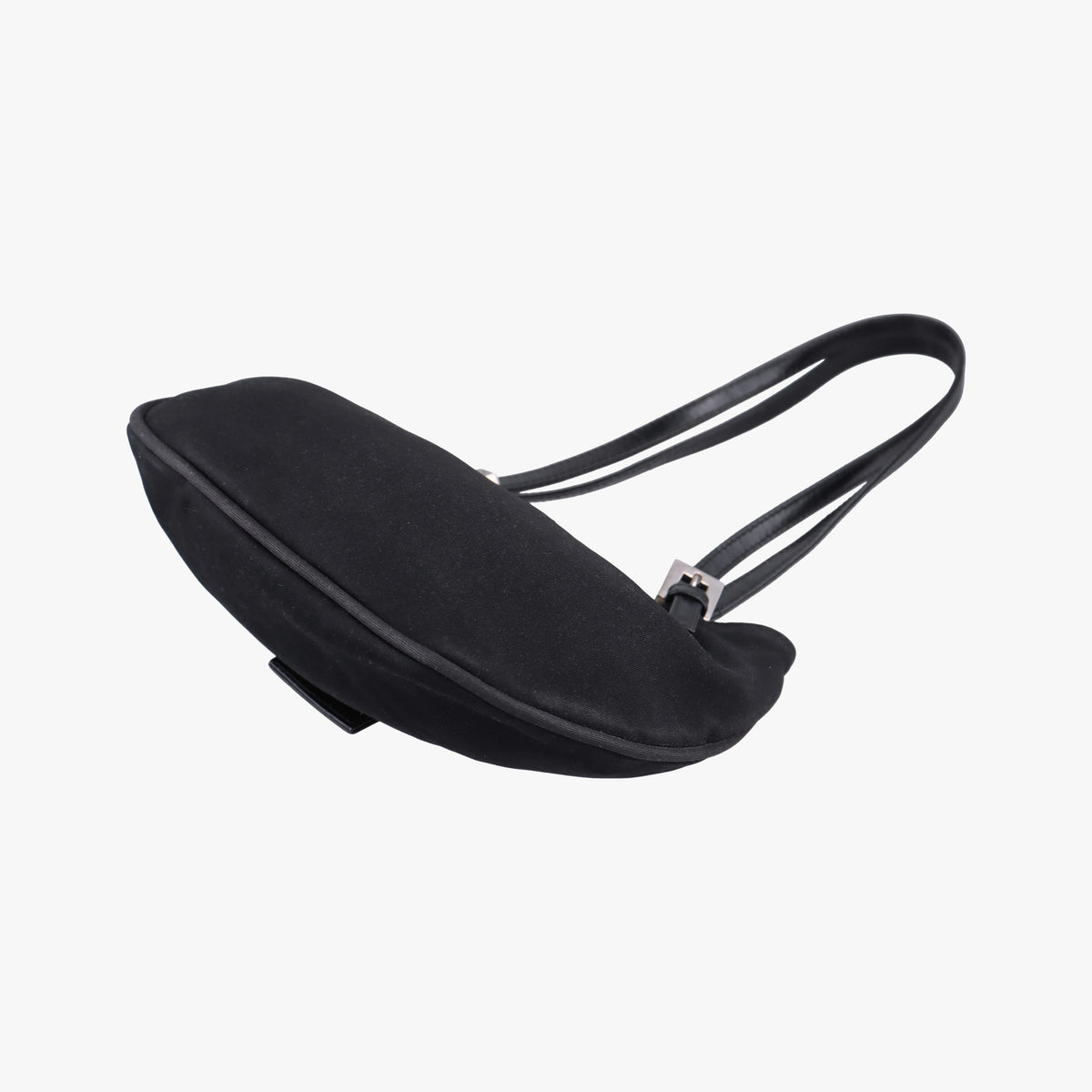 Vintage Fendi croissants Black cloth 26724 shoulderbag | stylenewstar
